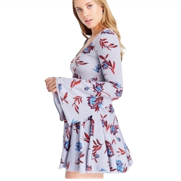 Urban Outfitters Dresses & Skirts - Urban Outfitters KIMCHI BLUE Floral Dress M